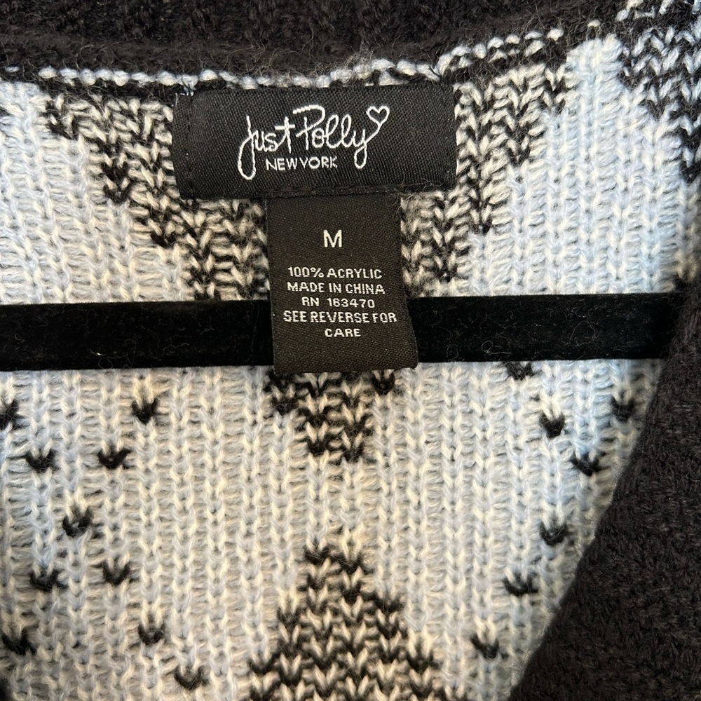 Just Polly New York Argyle Preppy Big Button Sweater Size M - Picture 3 of 3